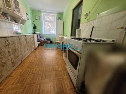 3pok/65m2/kamienica po remoncie/2mieszkania