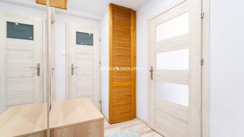 ul.Powstańców 2 pokoje, osobna kuchnia, balkon