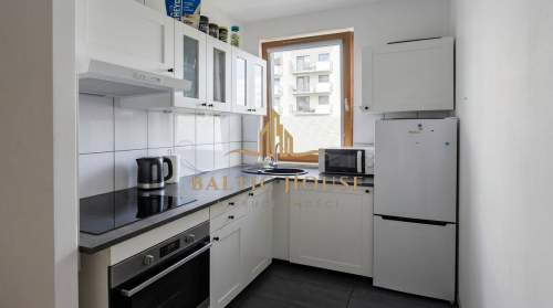 Kawalerka Jasień Balkon Komórka Miejsce Postojowe