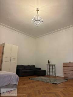 DUŻA KAWALERKA W CENTRUM - ŚRÓDMIEŚCIE