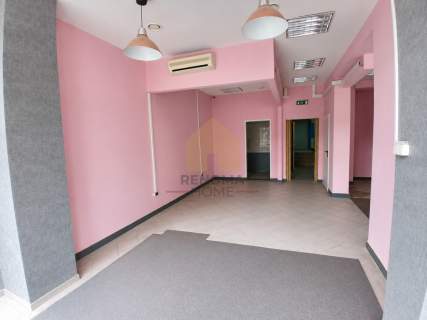 LOKAL W SAMYM SERCU MIASTA 108 m PARTER