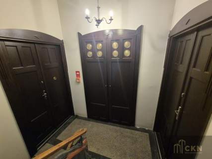 STARE MIASTO - 2 POKOJE - MIESZKANIE FRONTOWE
