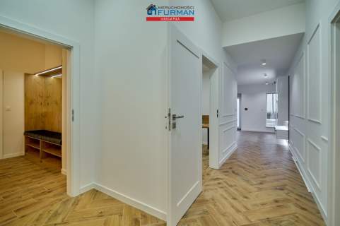 Biuro do wynajęcia, 243 m2, Piła