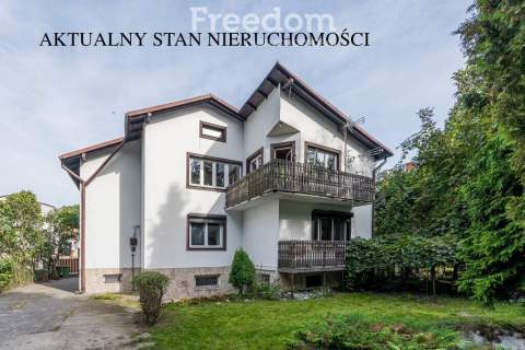 Dom/2 mieszkania/garaż/Wołomin