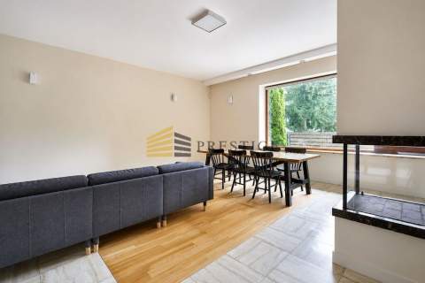 Prestigious Location Neighberhood Modern House