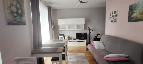 2 pokoje, balkon 20 mkw, basen, cisza, zieleń