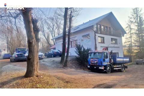Doskonała Lokalizacja, Świetna Widoczność 