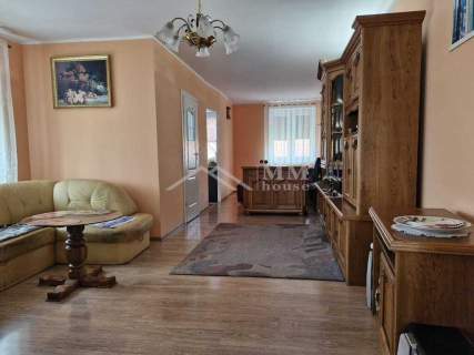 Budynek mieszkalno-usługowy z potencjałem .