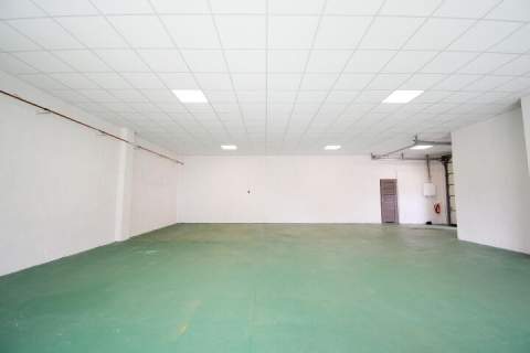 na wynajem hala 156m2 z miejscem biurowym