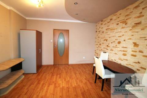 Mieszkanie 2 pok. 49 m2, 1 piętro, Bielawa