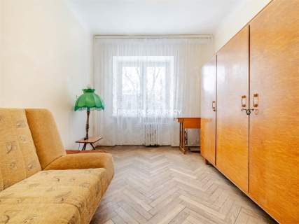 2-pokojowe z osobną kuchnią.
