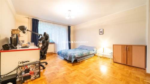 Dom z częścią usługową   Swoszowice, 11 arów