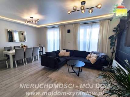 Gotowy do zamieszkania dom w zabudowie szeregowej.