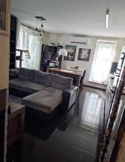 3 pokoje 60 m 2 balkony winda