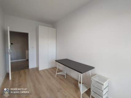 3 pokoje w apartamentowcu z garażem, przy metrze