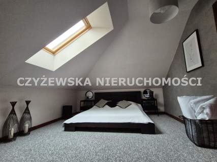 DOM JEDNORODZINNY WRAZ Z DUŻYM GARAŻEM W PAKIECIE