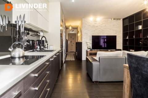 3 pokoje 60 m 2 balkony winda