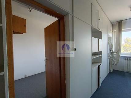 Włochy lokal biurowy 28,20 m2 do wynajęcia