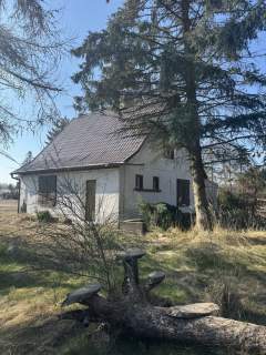 Domek do remontu 70 m2, działka 4 ary, 300 metrów od plaży