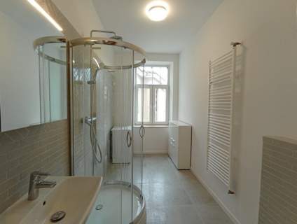 Okopowa 16, Centrum - 3 pokoje z balkonem, 68m2
