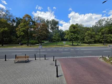 Sprzedam lokal usługowy 210 m Powiśle
