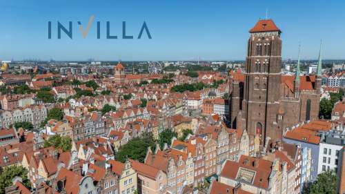 Gdańsk Piwna, zadbana kamienica, miejsce postojowe