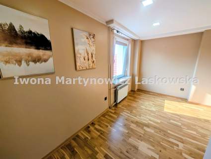 Szergówka 114m2, 5 pokoi, garaż - Ścinawa