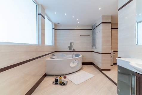 Apartament z panoramicznym widokiem na Warszawę