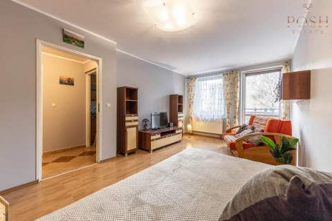 kawalerka rozkład balkon opcja 2 pokoi
