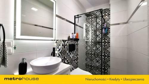 NOWOCZESNY DOM Z OGRODEM 80 m 3 SYPIALNIE