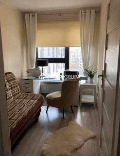 89 m 4 pokoje Metro Ulrychów Balkon Garaż