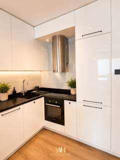 Nowoczesny apartament z balkonem, parkingiem