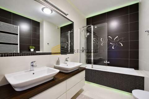 Apartament z pięknym widokiem, metro, 80m2