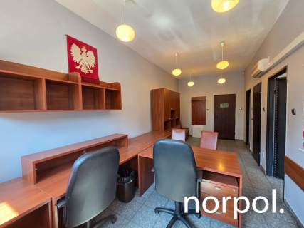 Lokal biurowy / usługowy, 2 pokoje 40m2 Krzeszowice centrum