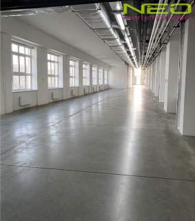 Hala magazynowa z zapleczem biurowym