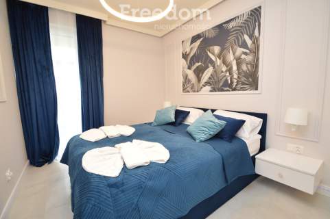 Nowy apartament z balkonem.