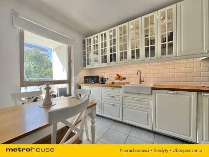 Apartament 63 m2 Przy Woronicza