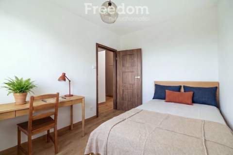 Gotowe do wprowadzenia 2 pokoje balkon kom.lok