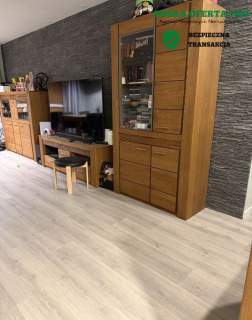 4 POKOJE 86,6 M 2 MIEJSCA W HALI
