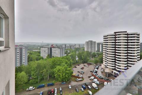 REZERWACJA - kawalerka z balkonem umeblowana