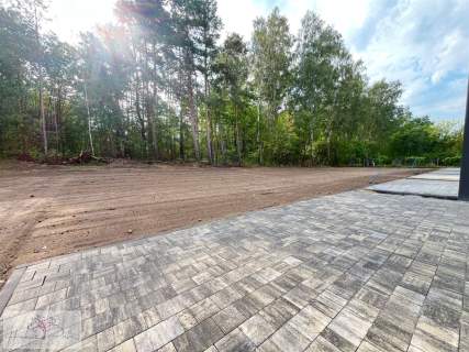 Skrajny segment 112m2 z ogrodem 500m2 - przy lesie