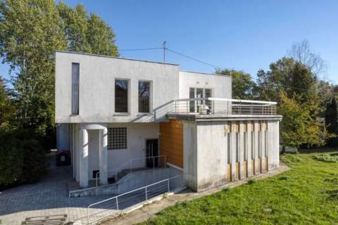 Dom 270m2 i Obiekt Usługowo-Medyczny 450m2 ul. Wycieczkowa