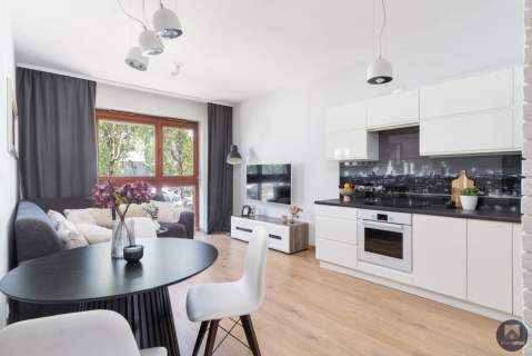 3 Pok-Apartamentowiec Garaż,komórka 10 min CENTRUM
