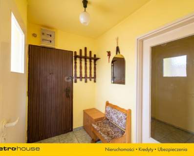Jasne wnętrze ogromny balkon idealny start