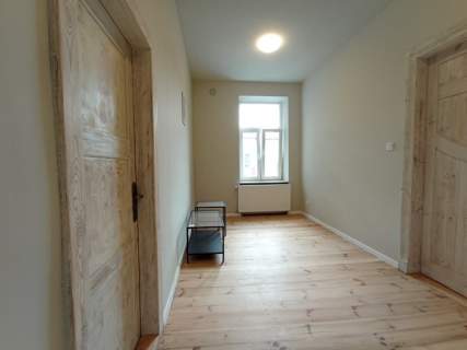 Okopowa 16, Centrum - 3 pokoje z balkonem, 68m2