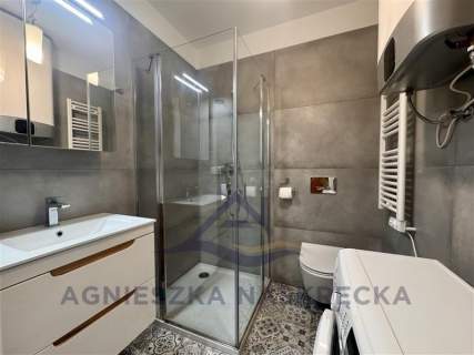 APARTAMENT Z TARASEM I PIĘTRO 