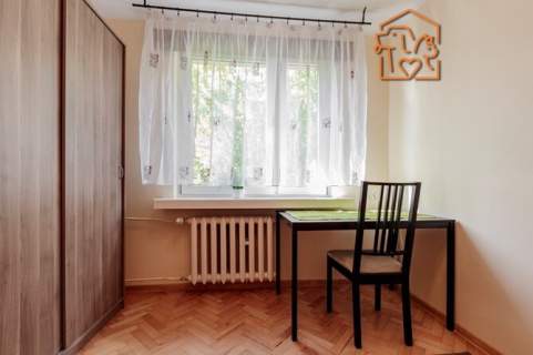 2 pokoje przyjazne dla zwierząt, Narzymskiego 24
