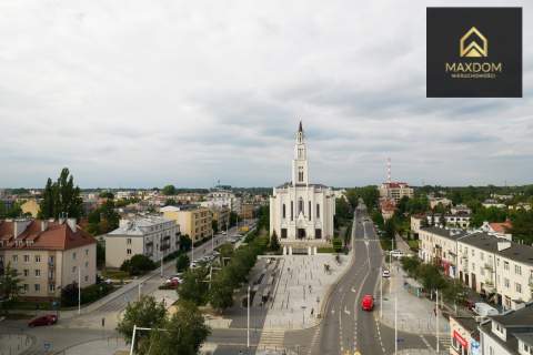 Dwupoziomowe 3 pokoje 2 loggie garaż PKP Metro