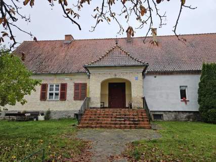 Sprzedaż z wolnej ręki - udział 1/2