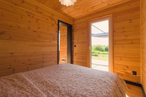 Dwa domki nad jeziorem, sauna, bania, basen, staw